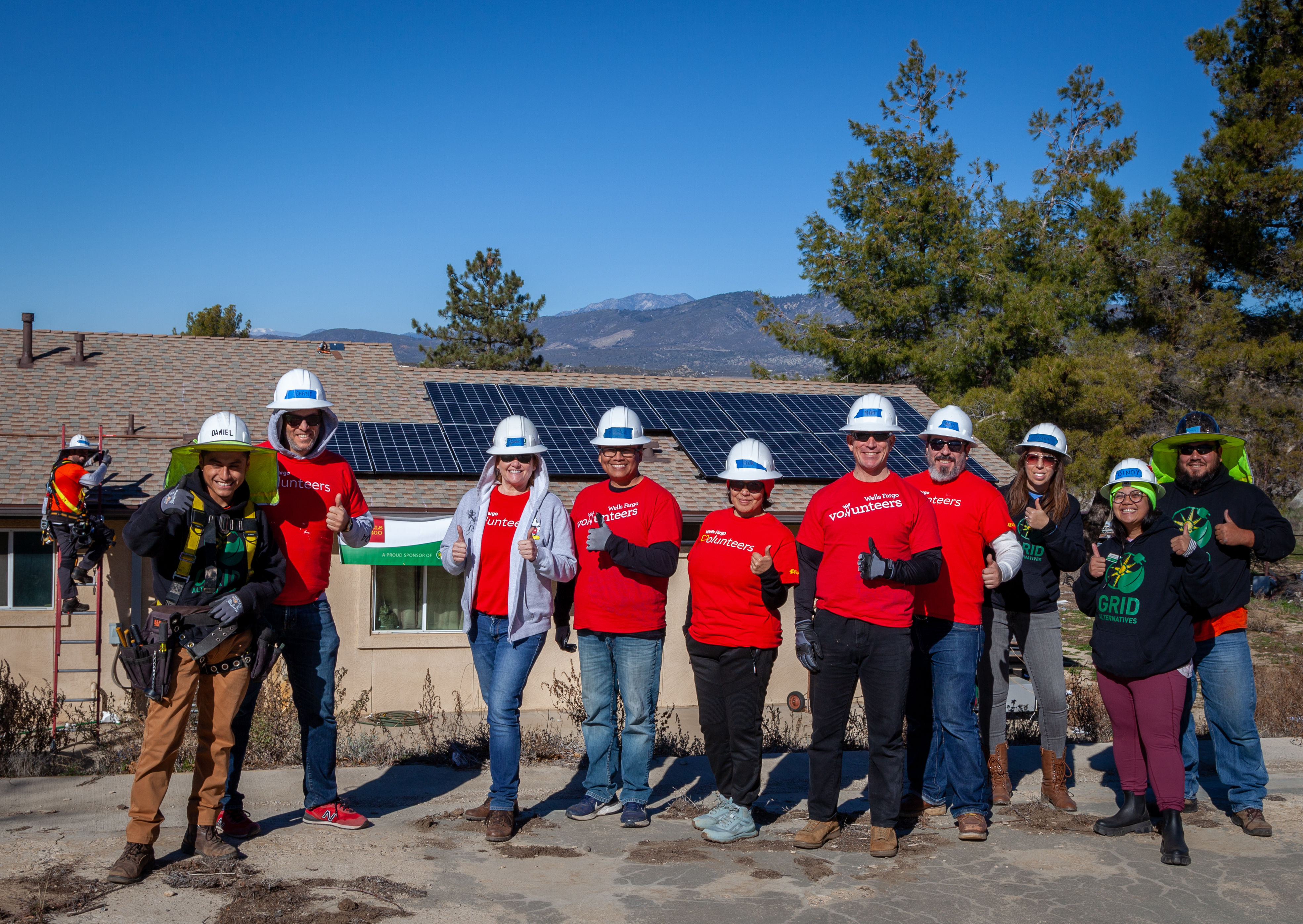 The GRID IE and Wells Fargo Volunteer Team in Anza after completing the installation