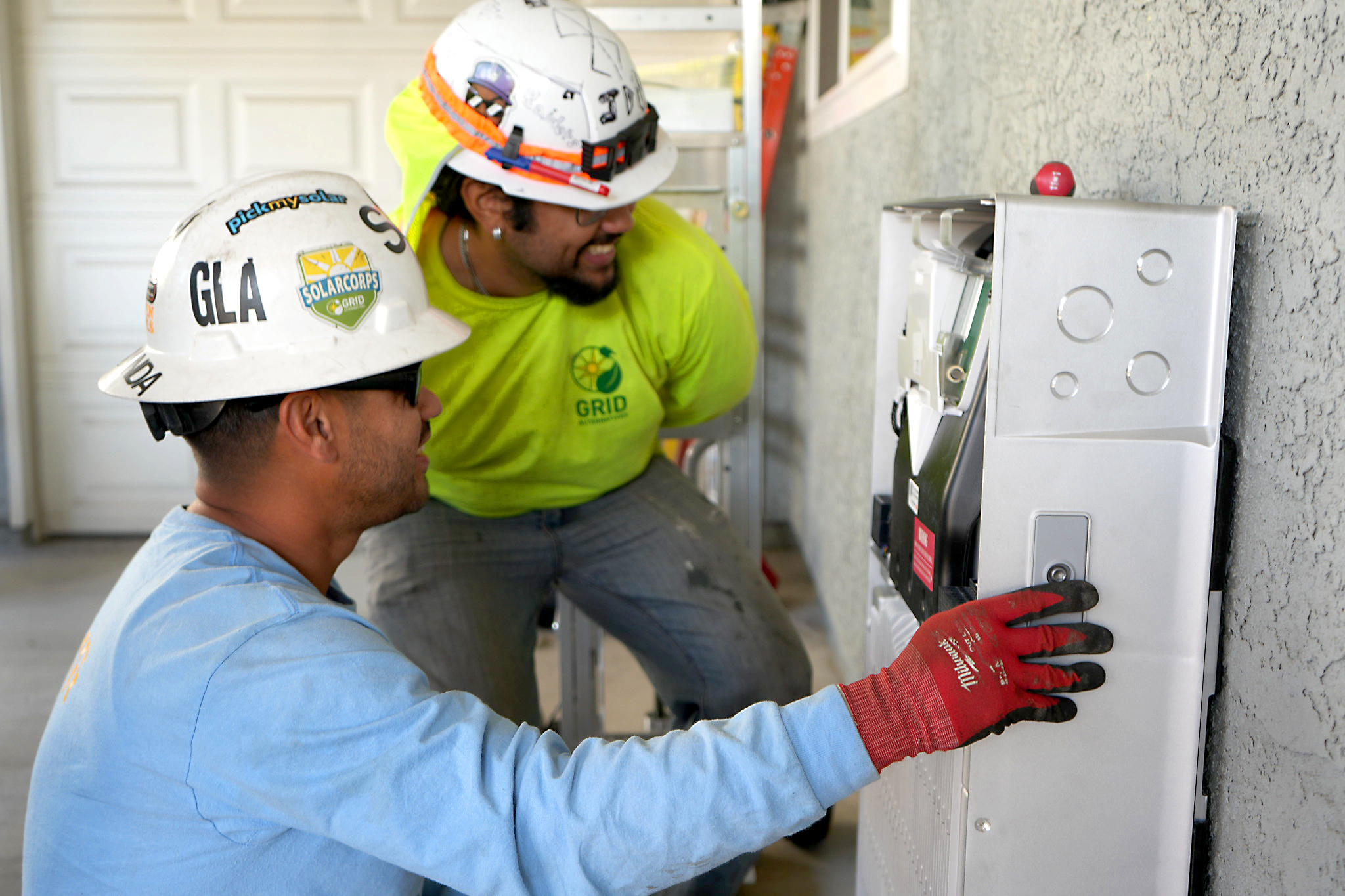 Tesla battery installed in Pomona, CA