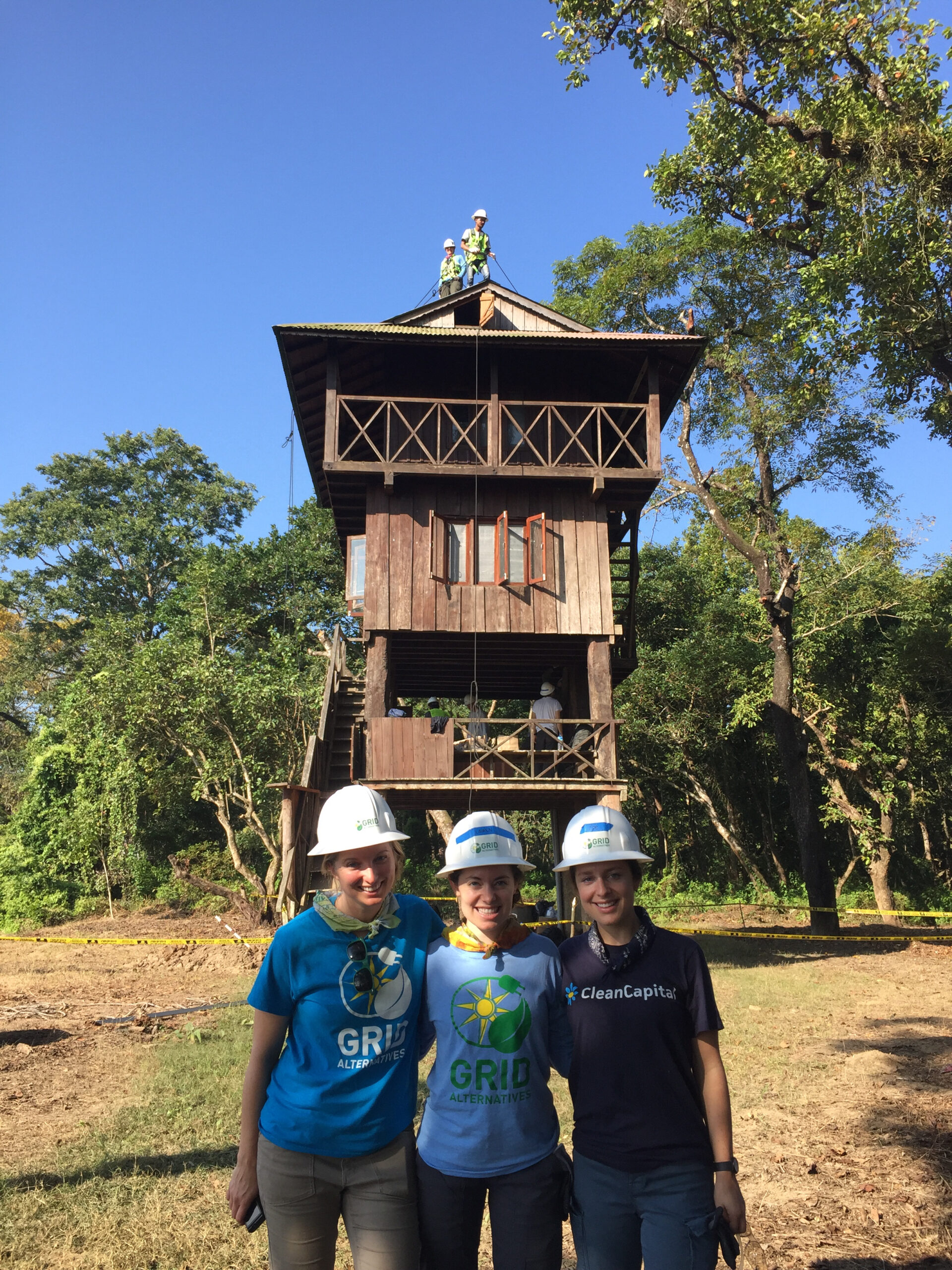 Once the towers have electricity, eco-tourists can then stay in the towers while on safari to witness the impressive wildlife. This arrangement allows all of the revenue to go directly back into the park’s conservation efforts.