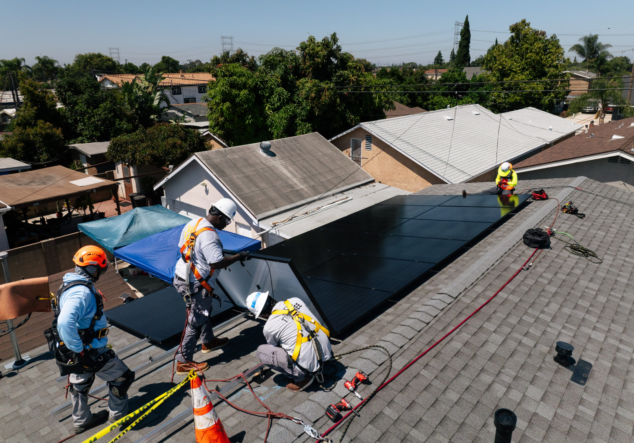 installers on roof